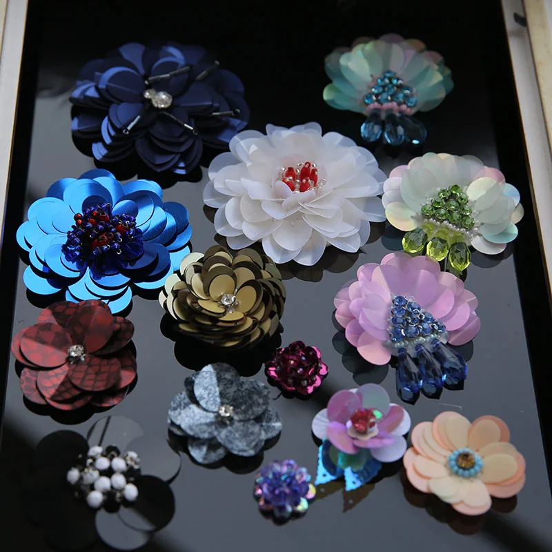 14 Ks / Veľa Rôznych Veľkosť 3D Kvet Patch crystal kamienkami oblečenie nášivka korálkové flitrami kvety ručné šitie typ