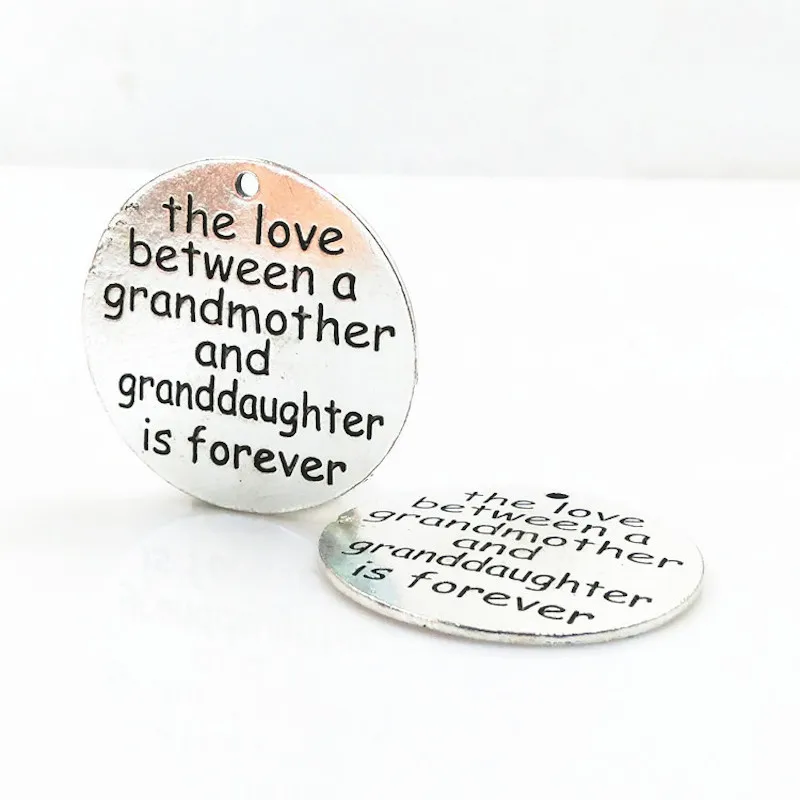 20pcs 33 mm príslušenstvo písmom láska medzi babička a vnučka je navždy kúzlo prívesok na náramok urob si sám