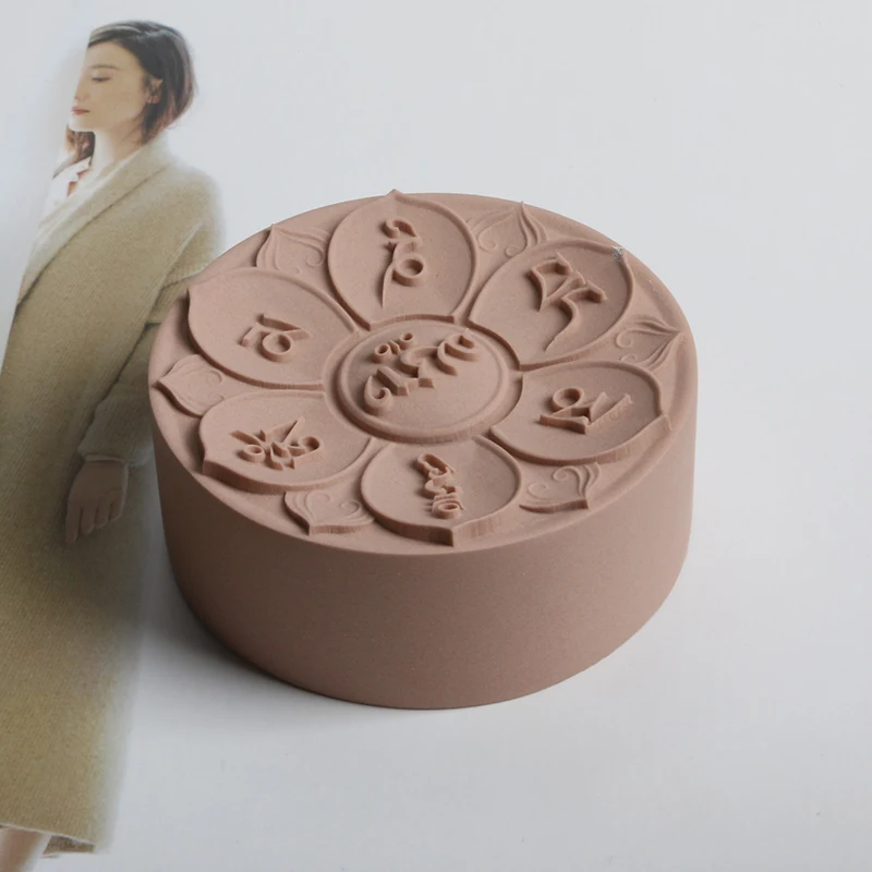 Originálny dizajn Sanskrte silikónové formy na ručne vyrábané mydlo DIY silikónové gumy formy Okrúhle formy na mydlo