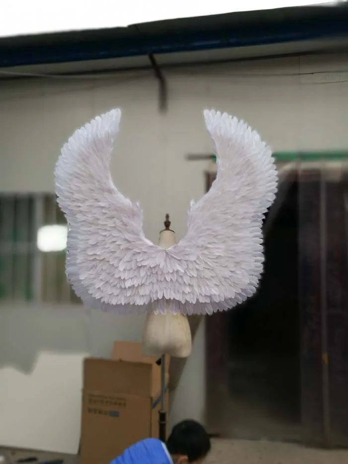 Kvalitné krásne biele anjelské krídla pekné rozprávky krídla tvorivé Časopis streľba rekvizity Svadobné dekorácie Cosplay kostým