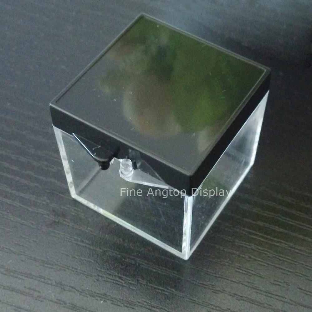 10pcs/množstvo 3.4x3.4x3.4cm jasné a čierne plastové závesné minerálne box šperky, prstene, korálky box úložný vitrínky