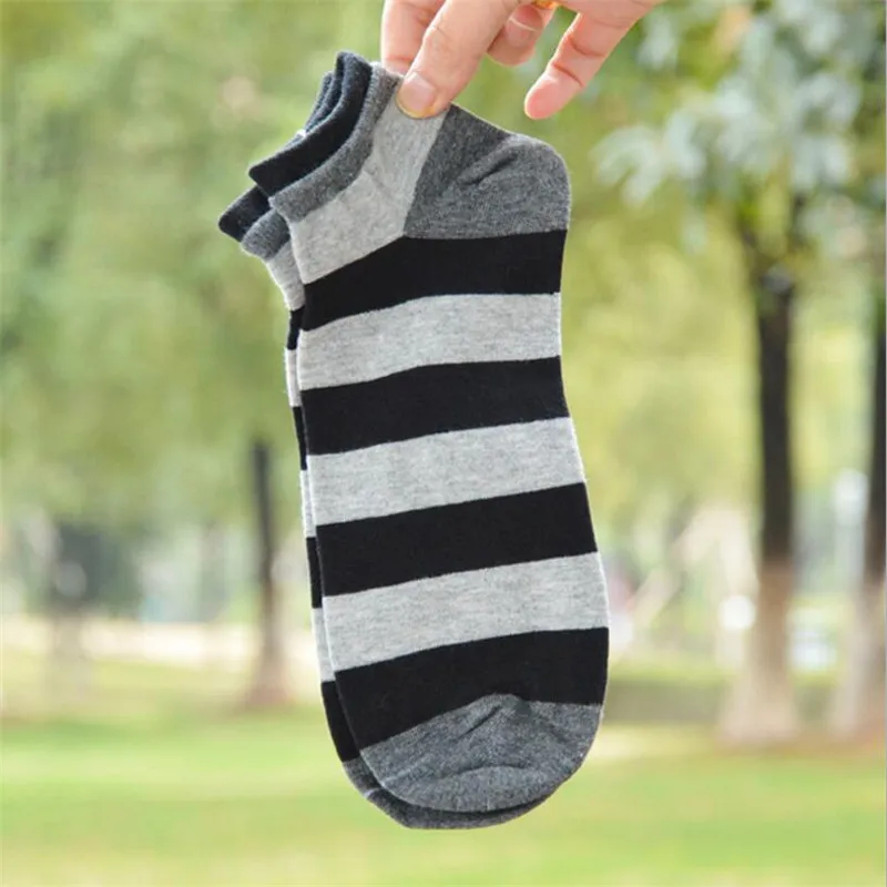 Hot predaj! ponožky mužov bavlna jar, v lete a na jeseň prekladané bavlna farebné šaty mužov a mužov krátke ponožky