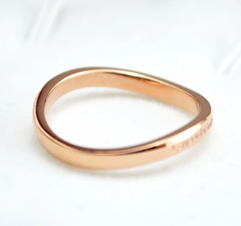 New horúce predaj 316 Titánové Ocele krúžok Ohýbanie krúžok módny jednotlivé trendy titán rose gold ring ženy krúžok