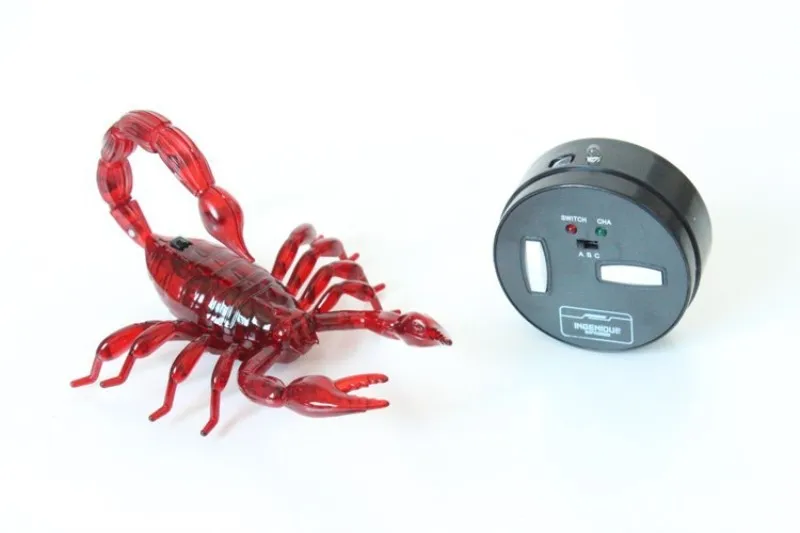 Pb hravé taška Zábavná Simulácia Infračervené RC Diaľkové Ovládanie Strašidelné Strašidelný Hmyzu scorpion Hračky Halloween Darček Pre Deti