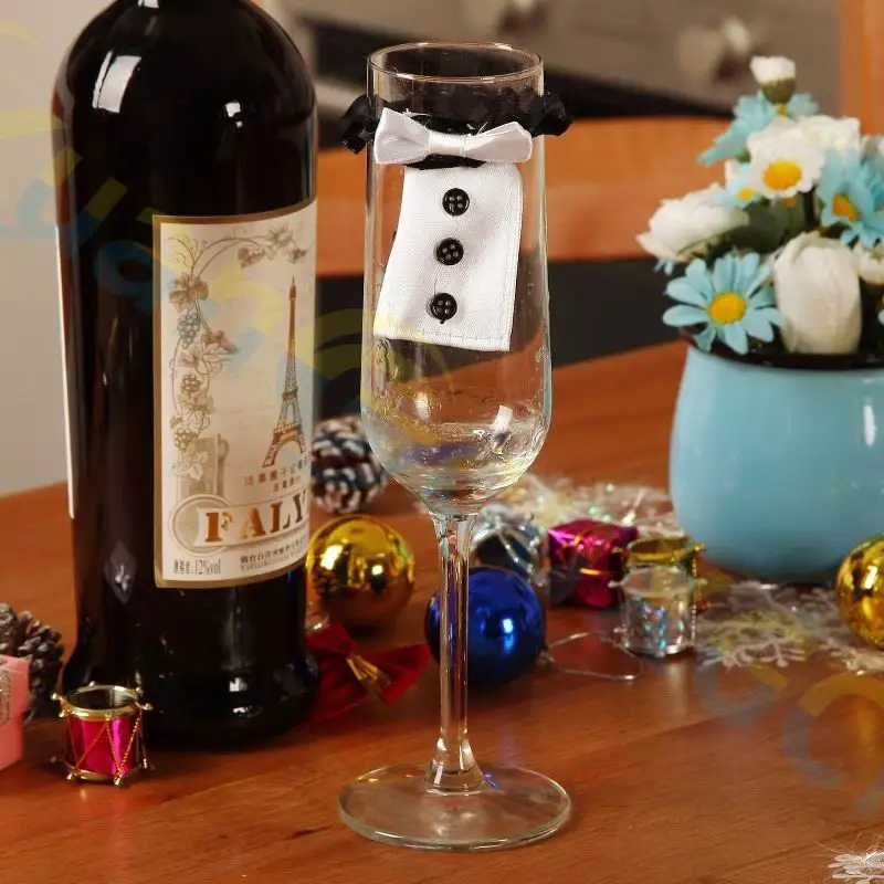 Svadobné party Nevesta ženícha šaty šampanské šťavy pohár červeného vína sklo karty pohár kryt pohár krúžok stolný Vianočné dekorácie prívesok