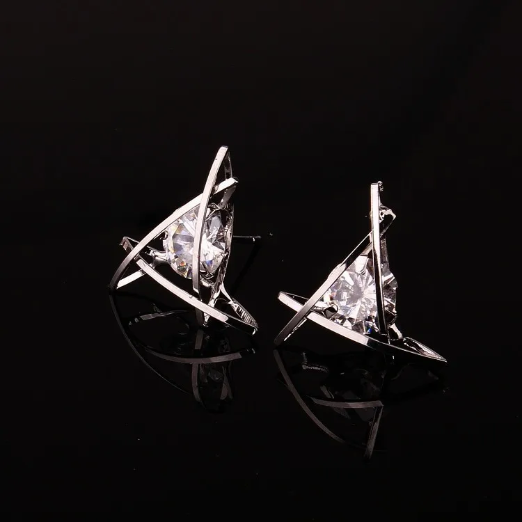 2016 New Horúce Módne nádherné trojuholník piercing stud zirkón ucho stud náušnice žena darčeky, doprava zdarma