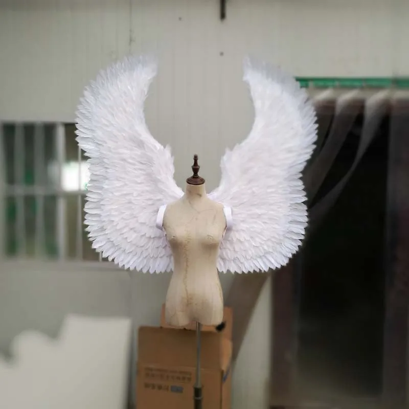 Kvalitné krásne biele anjelské krídla pekné rozprávky krídla tvorivé Časopis streľba rekvizity Svadobné dekorácie Cosplay kostým