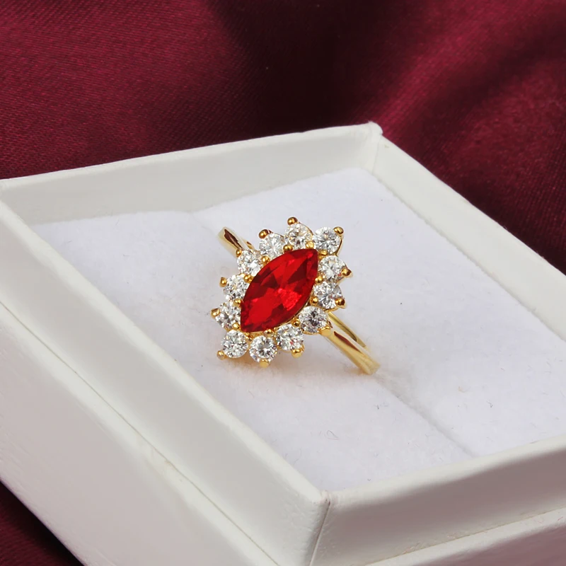 Luxusná zlatá farba Princezná zirkón snubný prsteň žena módy klasické šperky veľkosť 6-9 # drop shipping anel bague