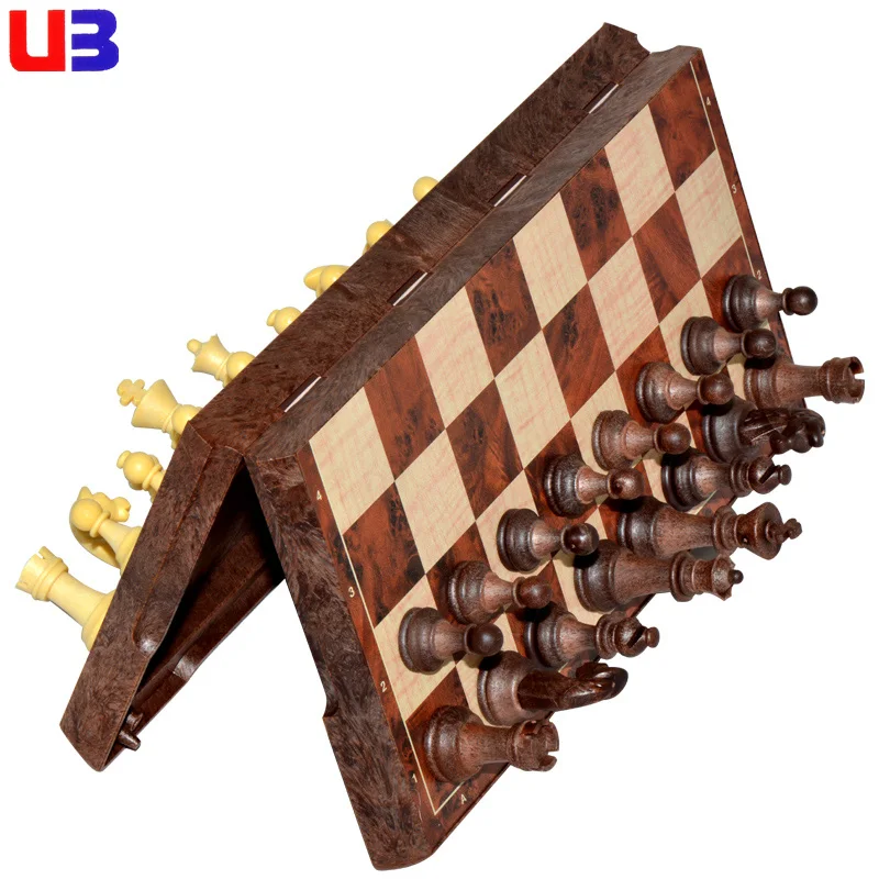 UB deti, pre dospelých 2 in1 medzinárodnej Šach a dáma Magnetické dreva skladacia doska pevné chessman šachovej hry