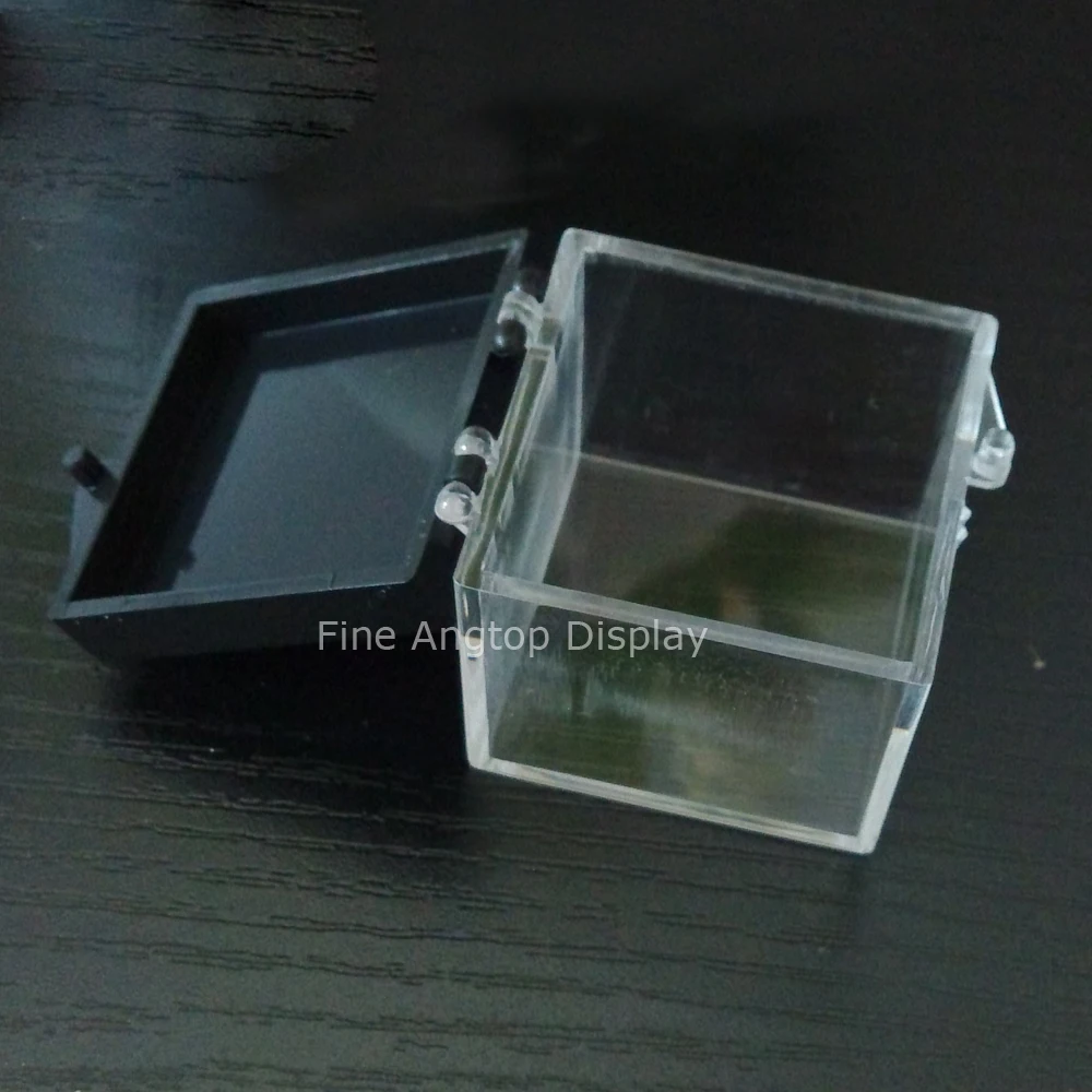 10pcs/množstvo 3.4x3.4x3.4cm jasné a čierne plastové závesné minerálne box šperky, prstene, korálky box úložný vitrínky