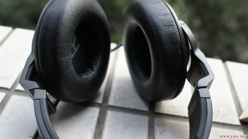 Nahradiť ušné podložky pre AKG K545 K845BT a JBL E50BT headset(Earmuffes/ slúchadlá vankúš) Nahradiť chrániče sluchu, bezstratové zvukové