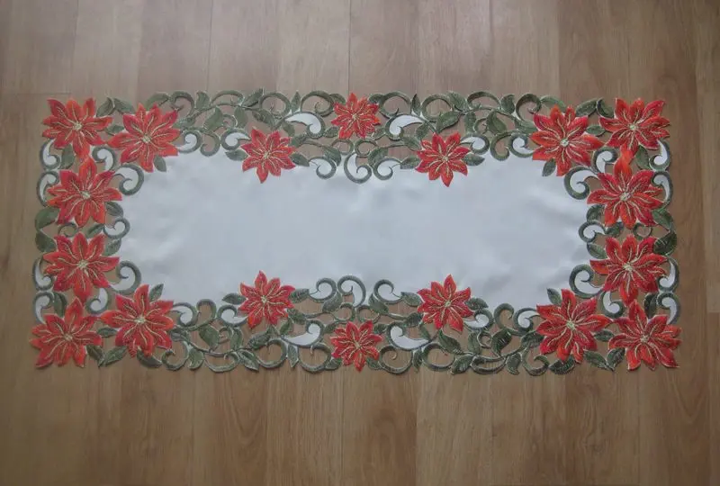 Vezon Hot Predávať 40*85 cm Vianoce Polyester Výšivky Satin Stôl Runner Vyšívané Vianočné Cutwork obrus Uterák Zahŕňa