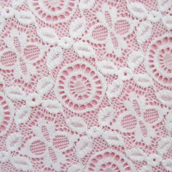 1yard nové India kvety biele stretch čipky textílie afriky kvalitné duté svadobné oka handričkou mäkké pohodlné spodné prádlo tissu