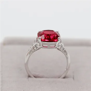 Almei 15%zľava na Svadobné Prstene Pre Ženy, Strieborná Farba Prsteň S Veľkým Red Crystal Kameň Šperky Dropshipping USA Anel Feminino Y146
