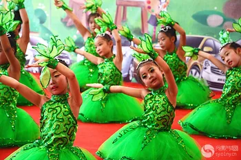 Čínsky vietor tanečných kostýmov, malý strom tanečné šaty výkon kostým dieťa leaf kostým kolektívne fáze výkonu oblečenie