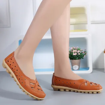 žena bytov moccasins Jar leto dámske topánky kĺže na originálne kožené ploché topánky dámske